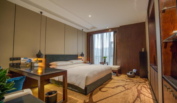 Yantai Meiya International Aparthotel Exteriör bild