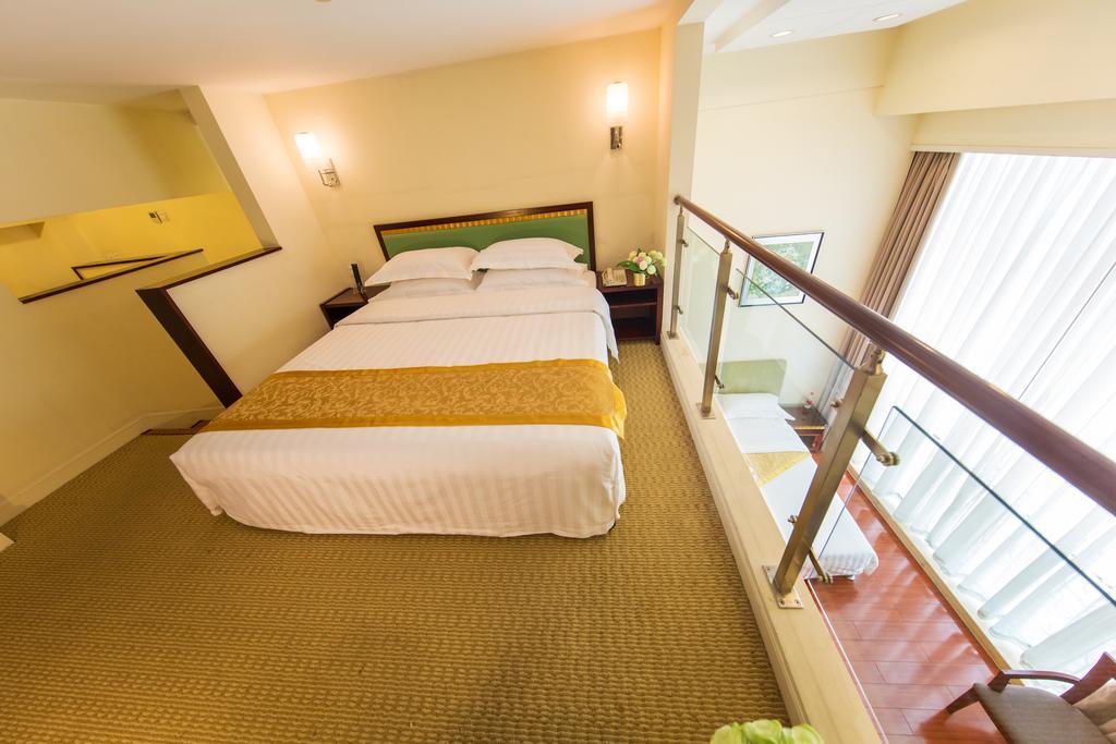 Yantai Meiya International Aparthotel Exteriör bild