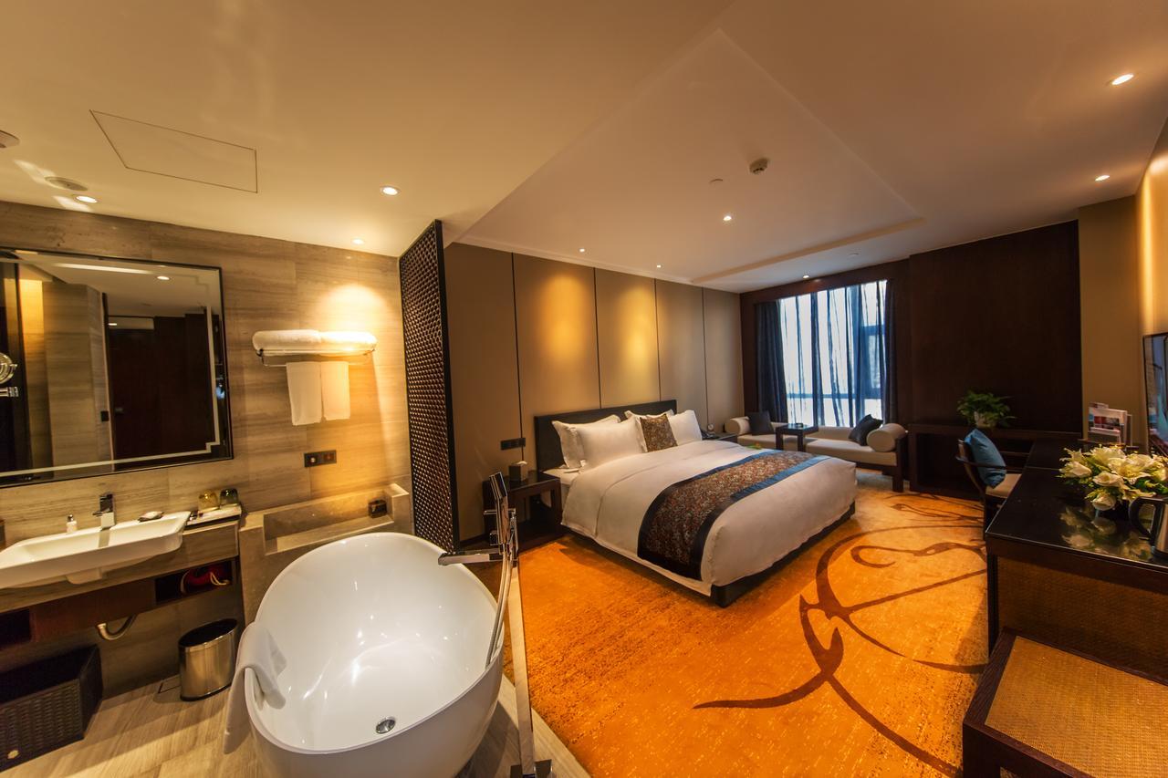 Yantai Meiya International Aparthotel Exteriör bild