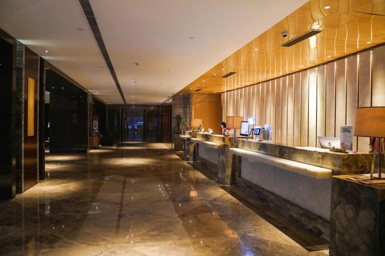 Yantai Meiya International Aparthotel Exteriör bild