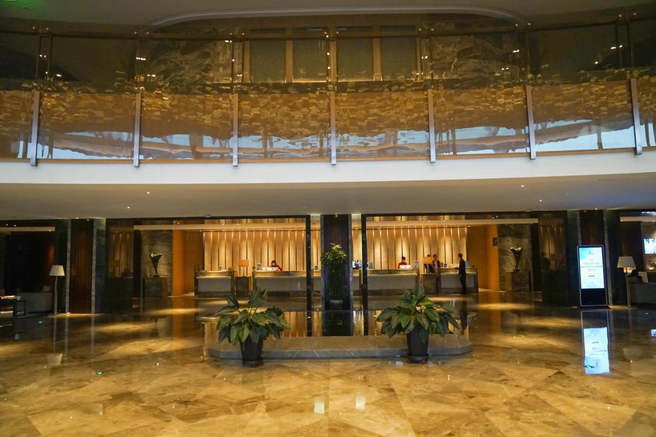Yantai Meiya International Aparthotel Exteriör bild