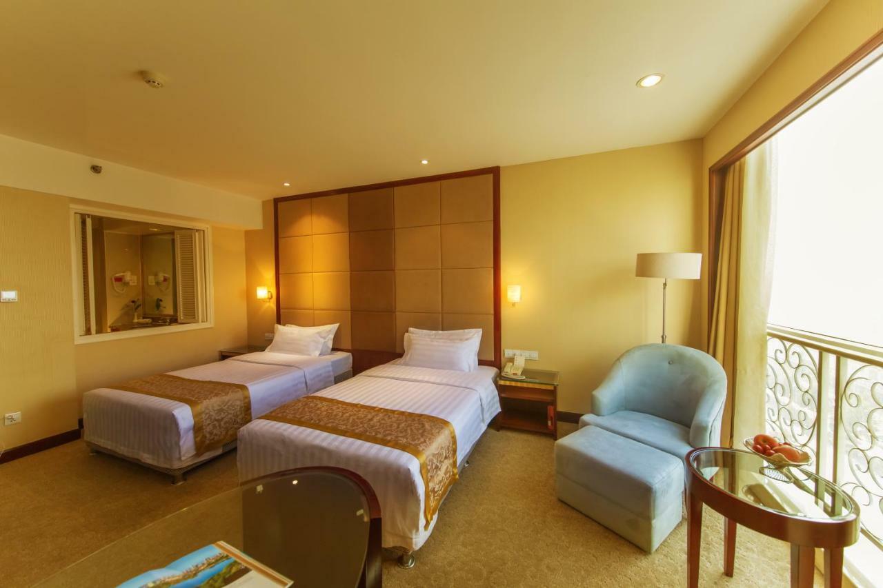 Yantai Meiya International Aparthotel Exteriör bild